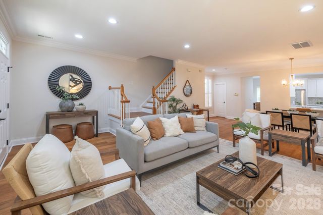 9323 Bonnie Briar Circle, Charlotte, NC 28277
