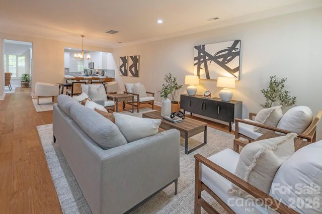9323 Bonnie Briar Circle, Charlotte, NC 28277