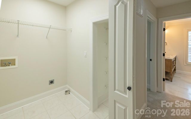 9323 Bonnie Briar Circle, Charlotte, NC 28277