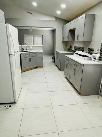 124 PINE COURSE, Ocala, FL 34472
