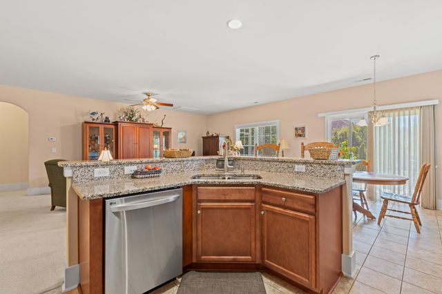 416 Retriever Ct., Murrells Inlet, SC 29576