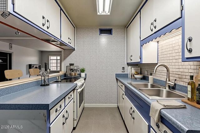 4001 W CITRUS Way, Phoenix, AZ 85019