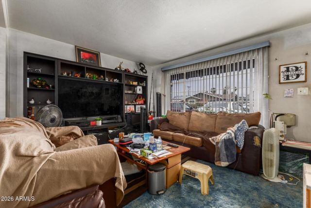 4001 W CITRUS Way, Phoenix, AZ 85019