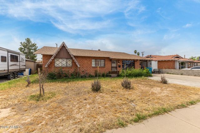 4001 W CITRUS Way, Phoenix, AZ 85019