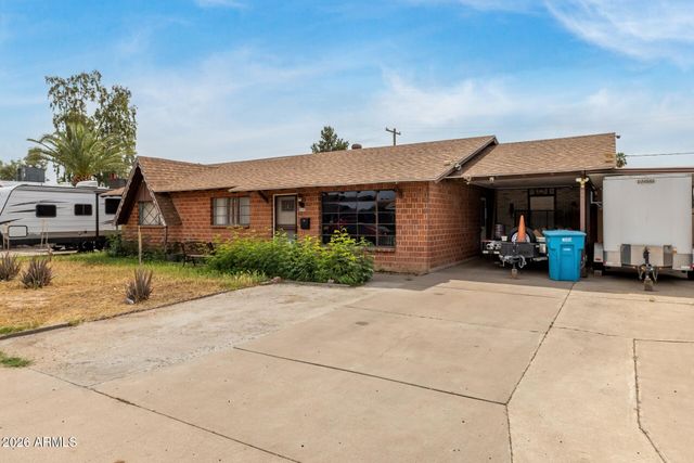 4001 W CITRUS Way, Phoenix, AZ 85019