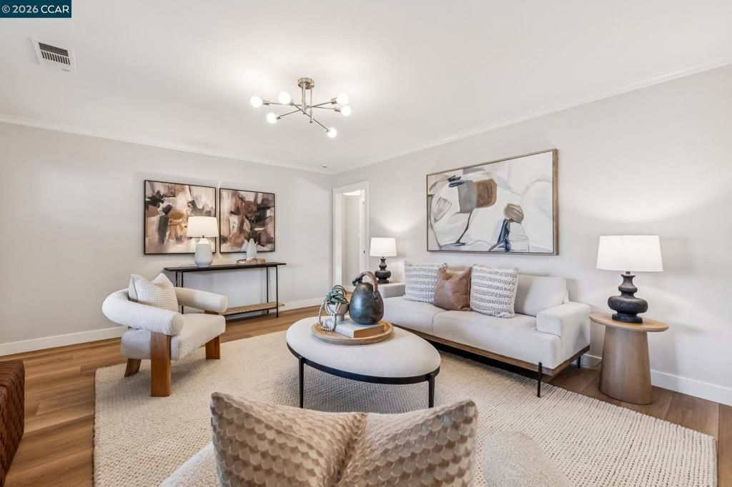 Image 10 of property listing at 113 113 Adria Dr, Pleasant Hill, CA 94523