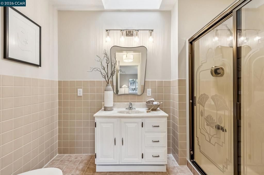 Image 15 of property listing at 113 113 Adria Dr, Pleasant Hill, CA 94523