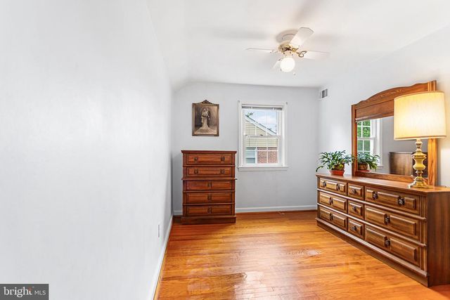 321 HOLT LN, Springfield, PA 19064