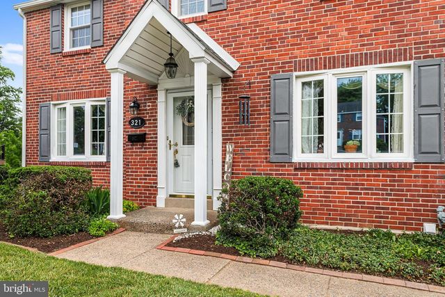 321 HOLT LN, Springfield, PA 19064