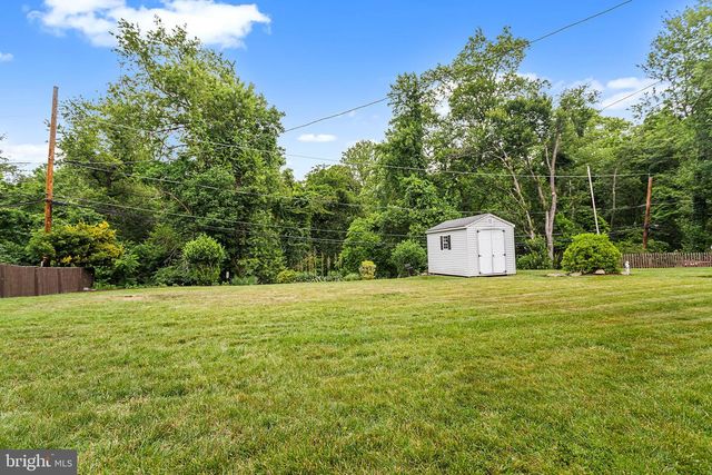321 HOLT LN, Springfield, PA 19064