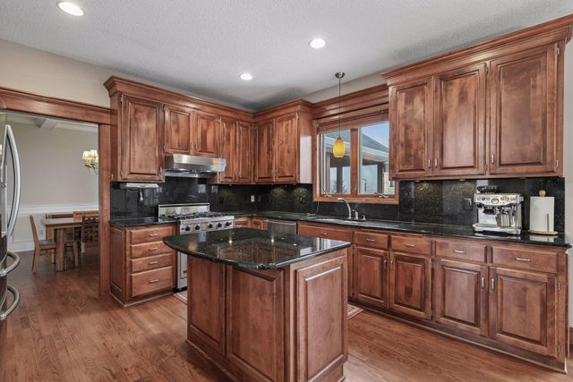 12468 Alise Place, Eden Prairie, MN 55347