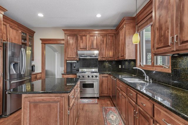 12468 Alise Place, Eden Prairie, MN 55347