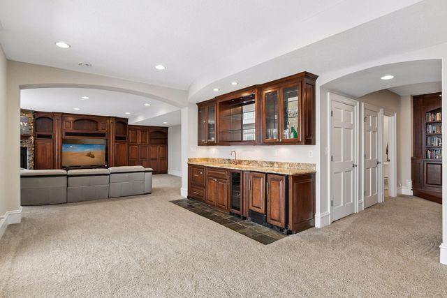 12468 Alise Place, Eden Prairie, MN 55347