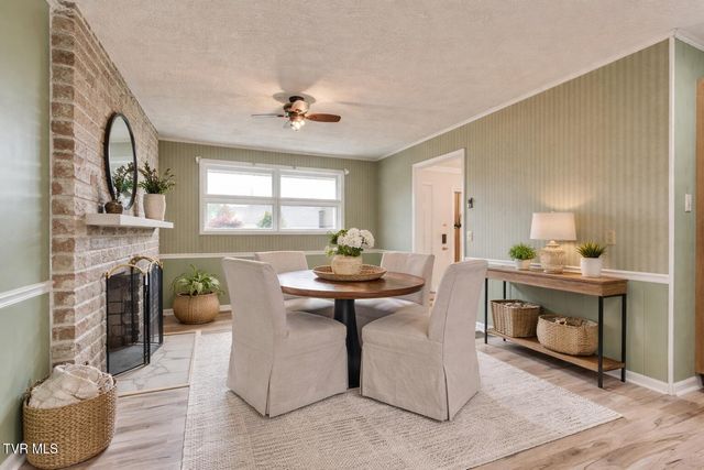 812 Mimosa Drive, Kingsport, TN 37660