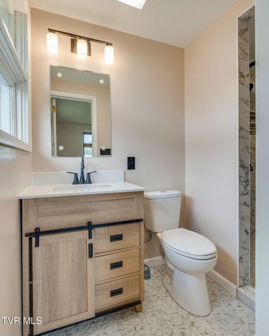 812 Mimosa Drive, Kingsport, TN 37660