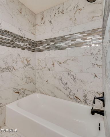 812 Mimosa Drive, Kingsport, TN 37660