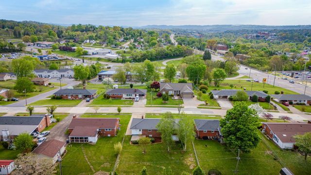 812 Mimosa Drive, Kingsport, TN 37660