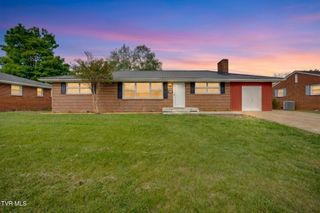 812 Mimosa Drive, Kingsport, TN 37660