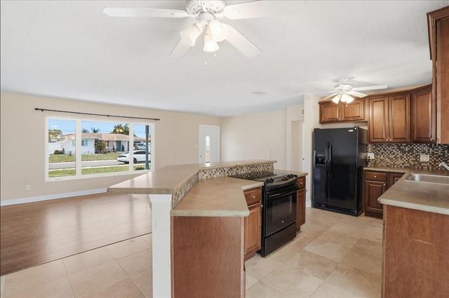6439 GEORGIA AVENUE, Bradenton, FL 34207