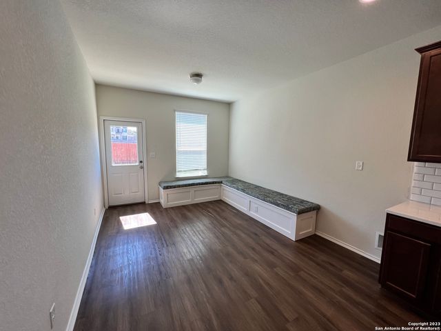 338 pollock, San Antonio, TX 78260