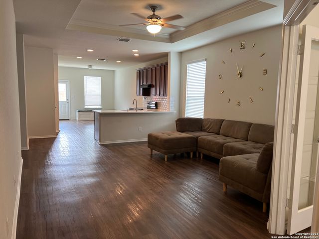 338 pollock, San Antonio, TX 78260