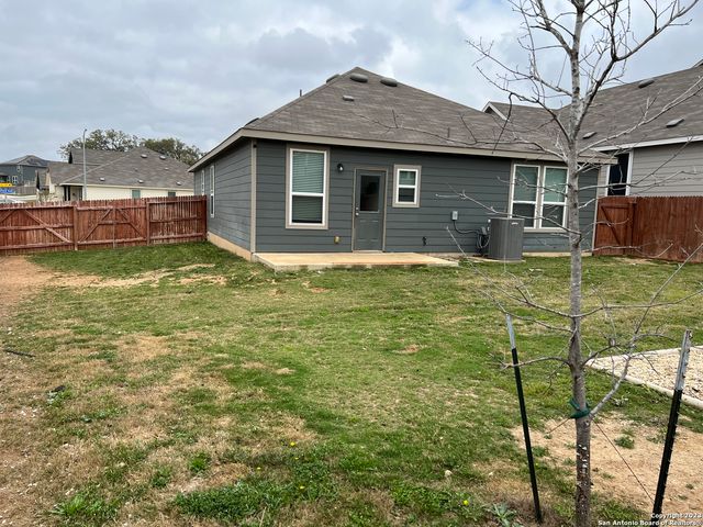 338 pollock, San Antonio, TX 78260