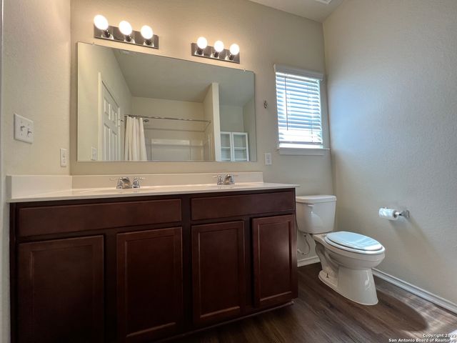 338 pollock, San Antonio, TX 78260