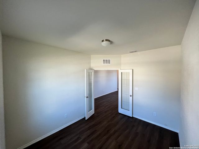 338 pollock, San Antonio, TX 78260