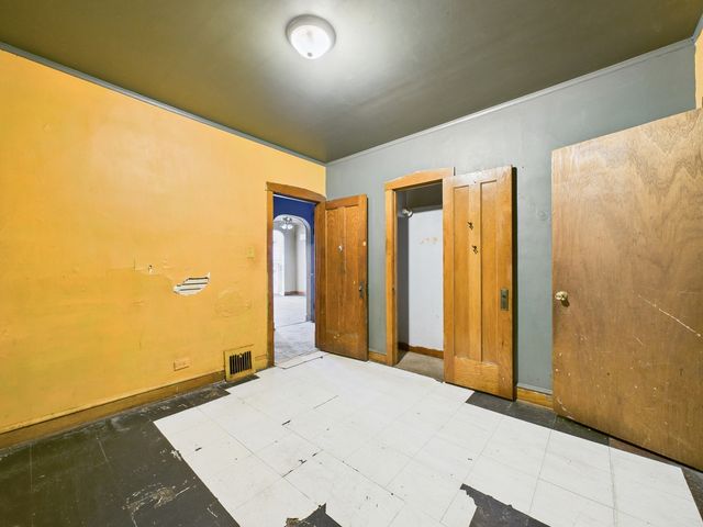 2001 S 11th Avenue, Maywood, IL 60153