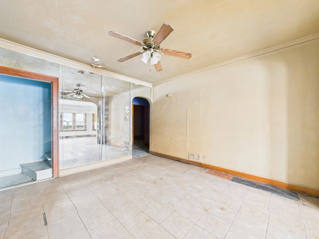 2001 S 11th Avenue, Maywood, IL 60153