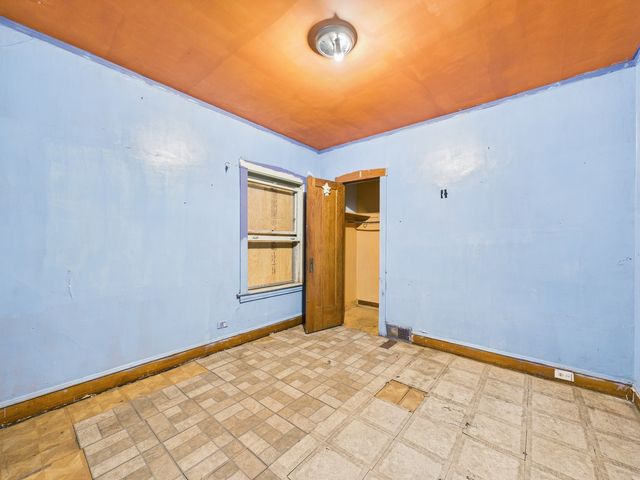 2001 S 11th Avenue, Maywood, IL 60153