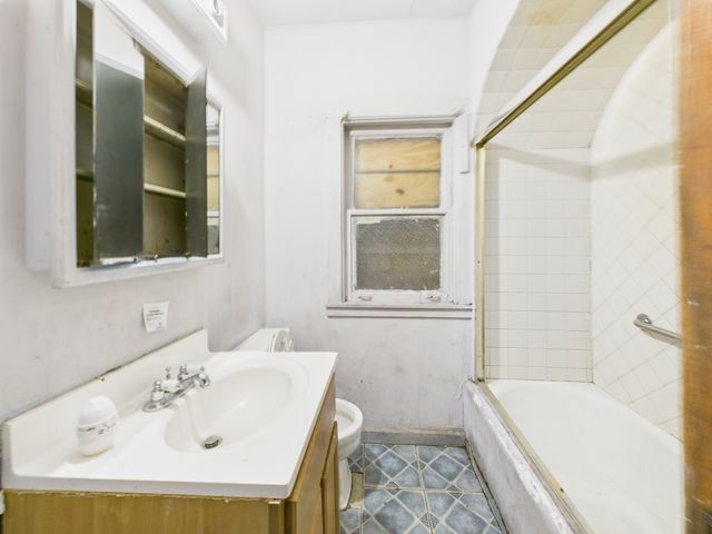 2001 S 11th Avenue, Maywood, IL 60153