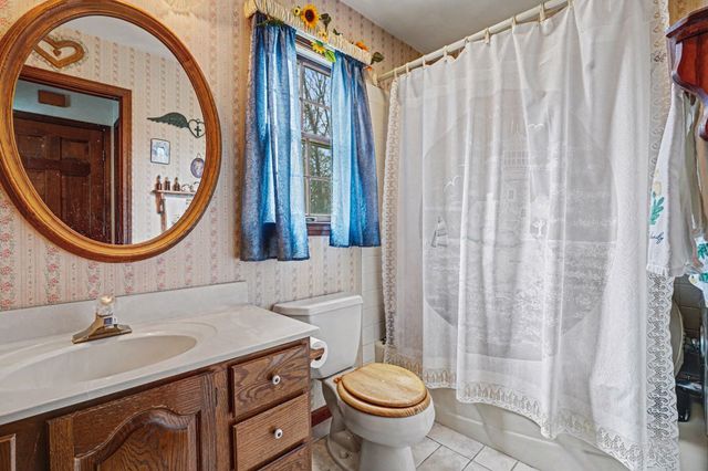 102 Sweetheart Lane, Johnstown Twp, MI 49017