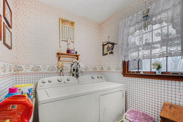 102 Sweetheart Lane, Johnstown Twp, MI 49017