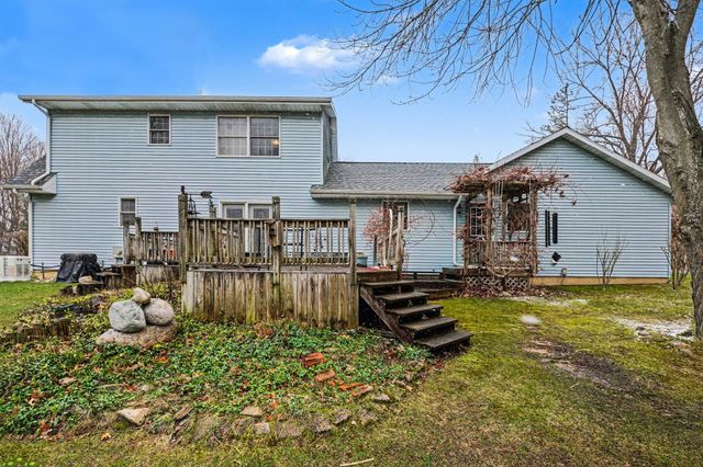 102 Sweetheart Lane, Johnstown Twp, MI 49017