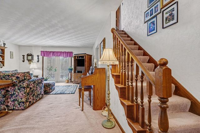 102 Sweetheart Lane, Johnstown Twp, MI 49017