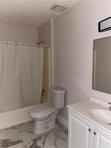 2145 Valley Oaks Drive SE, Smyrna, GA 30080