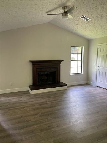 2145 Valley Oaks Drive SE, Smyrna, GA 30080