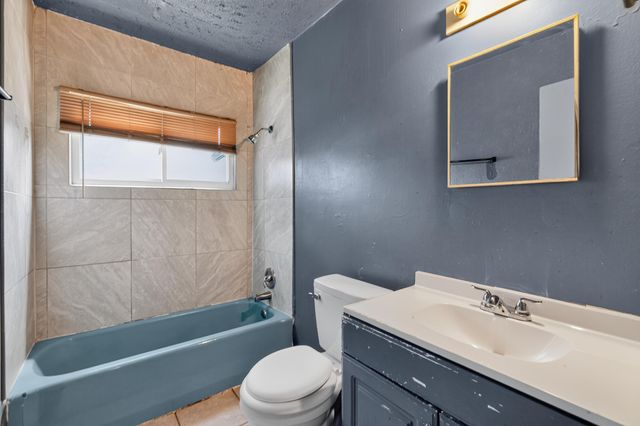 2418 Century Drive, Columbus, OH 43211
