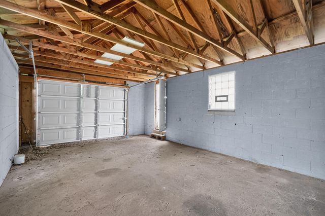 2418 Century Drive, Columbus, OH 43211
