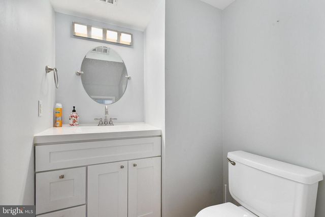 9841 SAILFISH TER, Montgomery Village, MD 20886