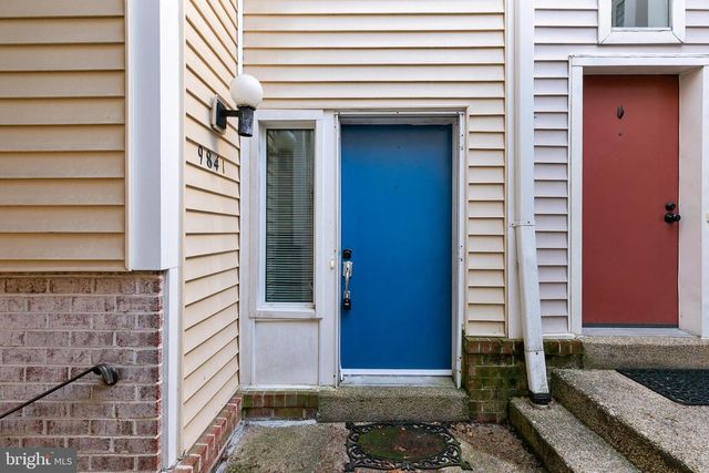 9841 SAILFISH TER, Montgomery Village, MD 20886