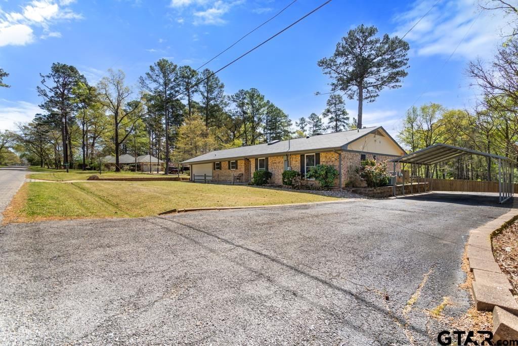 1302 Lake Cross, Hideaway, TX 75771