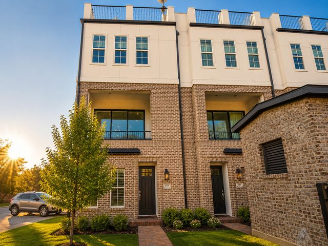 2114 Wenge Lane, Dallas, TX 75219