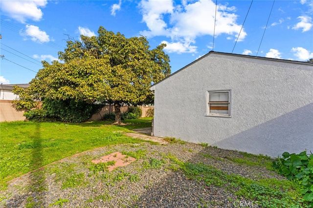 6003 Bellflower, Lakewood, CA 90713