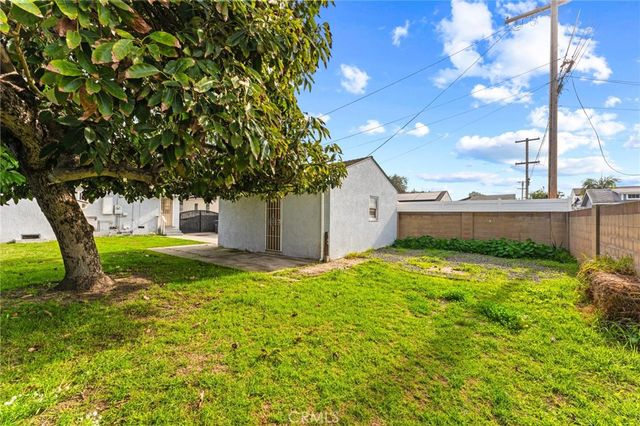 6003 Bellflower, Lakewood, CA 90713