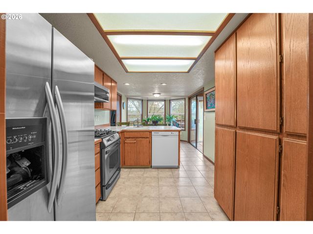 20100 Sw 72ND Ave, Tualatin, OR 97062