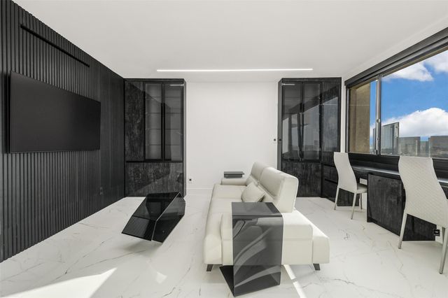 49 Briar Hollow Lane 1904, Houston, TX 77027