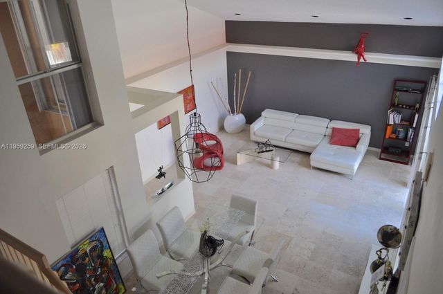 1115 River Birch St, Hollywood, FL 33019