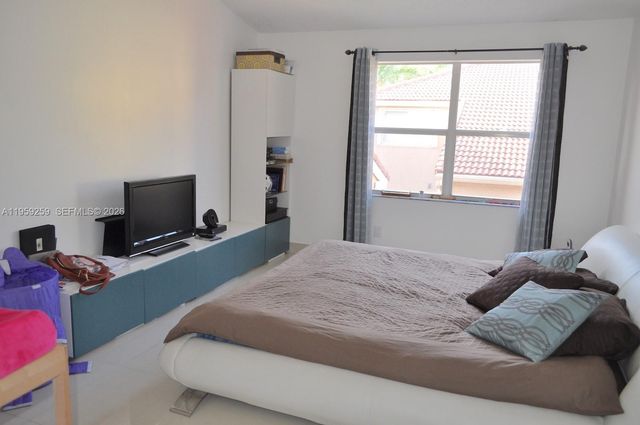 1115 River Birch St, Hollywood, FL 33019